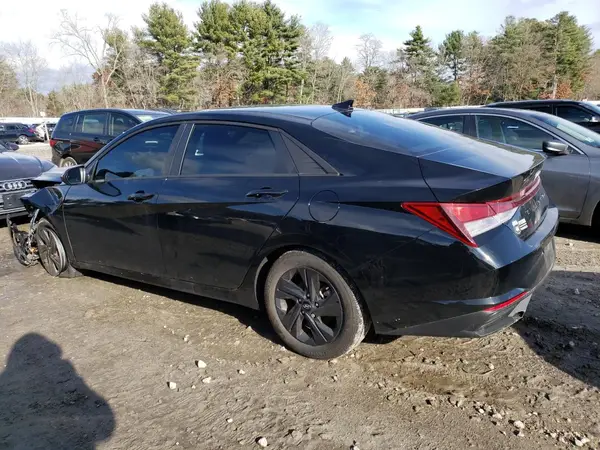 KMHLM4AG7PU514219 2023 HYUNDAI ELANTRA - Image 2