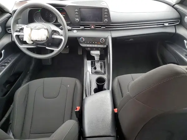 KMHLM4AG7PU520635 2023 HYUNDAI ELANTRA - Image 8