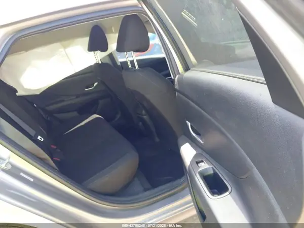 KMHLM4AG7PU520697 2023 HYUNDAI ELANTRA - Image 8