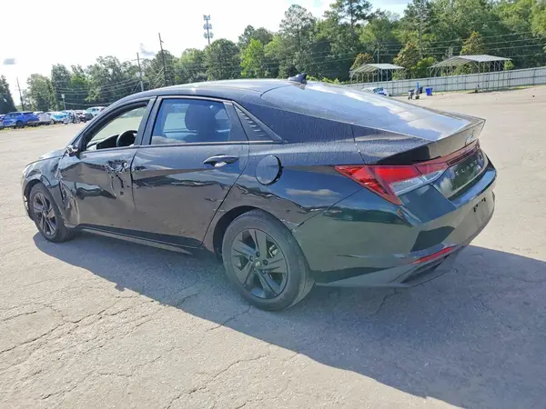KMHLM4AG7PU523759 2023 HYUNDAI ELANTRA - Image 2
