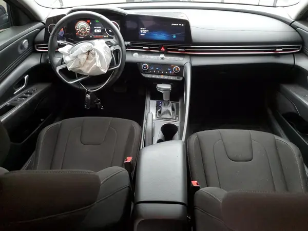 KMHLM4AG7PU528900 2023 HYUNDAI ELANTRA - Image 8