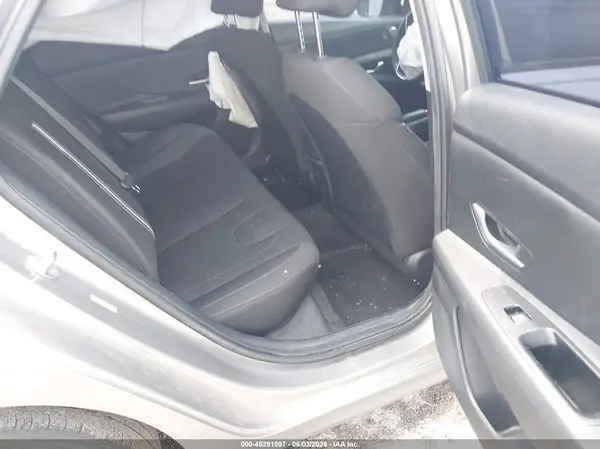 KMHLM4AG7PU529240 2023 HYUNDAI ELANTRA - Image 8