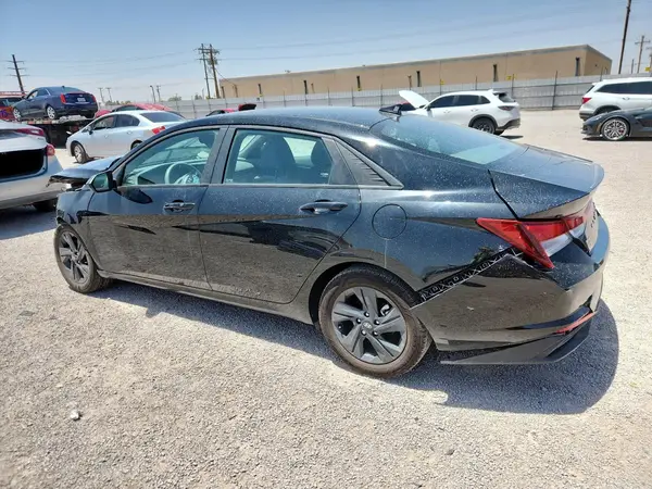 KMHLM4AG7PU536124 2023 HYUNDAI ELANTRA - Image 2