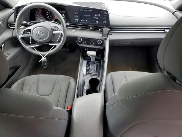 KMHLM4AG7PU539685 2023 HYUNDAI ELANTRA - Image 8