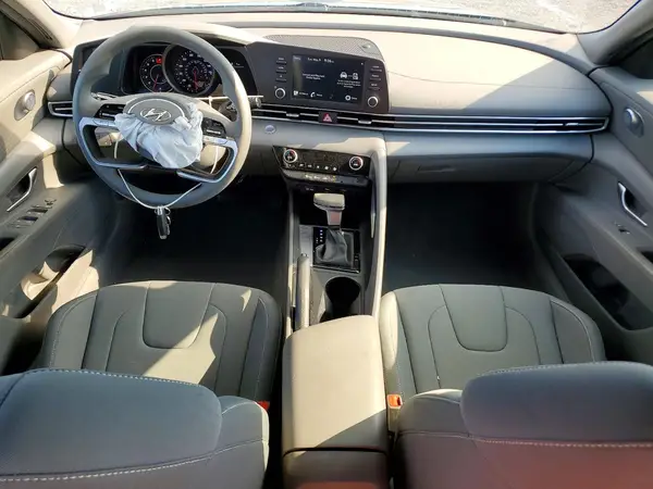 KMHLM4AG7PU571228 2023 HYUNDAI ELANTRA - Image 8