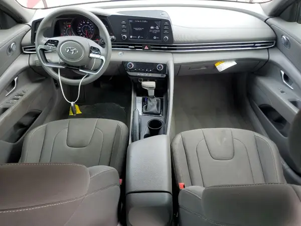 KMHLM4AG7PU572749 2023 HYUNDAI ELANTRA - Image 8