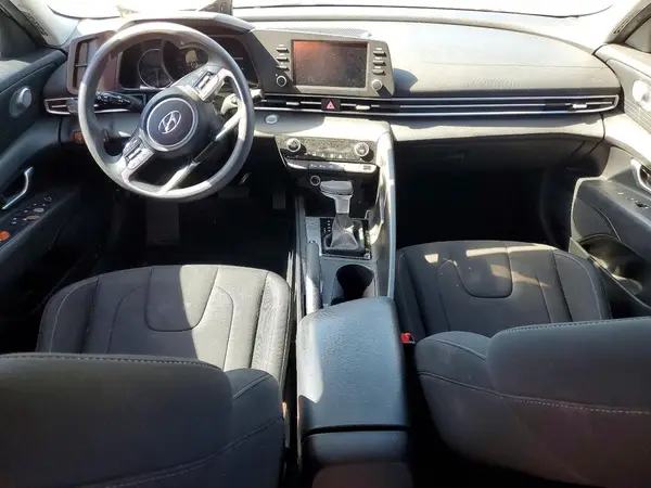 KMHLM4AG7PU572931 2023 HYUNDAI ELANTRA - Image 8