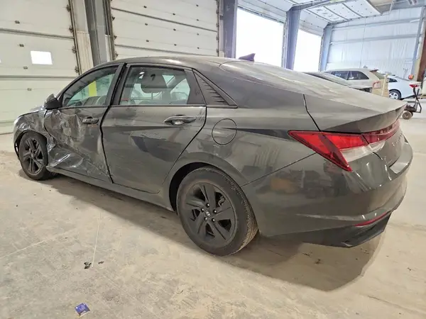 KMHLM4AG7PU576719 2023 HYUNDAI ELANTRA - Image 2
