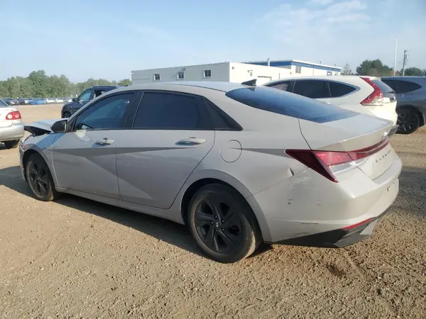 KMHLM4AG7PU578633 2023 HYUNDAI ELANTRA - Image 2