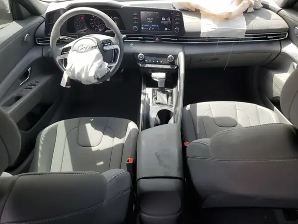KMHLM4AG7PU582990 2023 HYUNDAI ELANTRA - Image 8