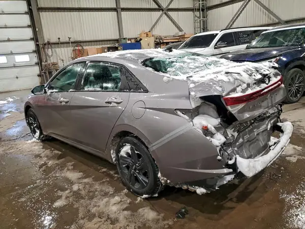 KMHLM4AG7PU584593 2023 HYUNDAI ELANTRA - Image 2