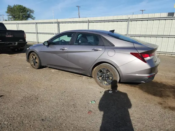 KMHLM4AG7PU587073 2023 HYUNDAI ELANTRA - Image 2