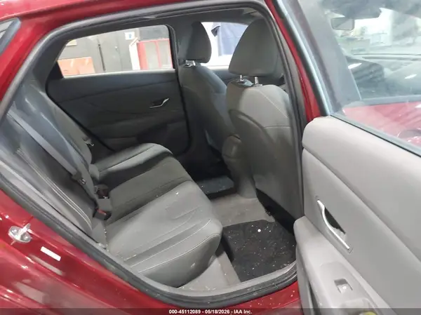 KMHLM4AG7PU588515 2023 HYUNDAI ELANTRA - Image 8