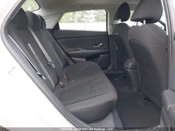 KMHLM4AG7PU589082 2023 HYUNDAI ELANTRA - Image 8
