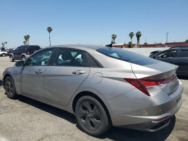 KMHLM4AG7PU594119 2023 HYUNDAI ELANTRA - Image 2