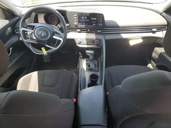 KMHLM4AG7PU594119 2023 HYUNDAI ELANTRA - Image 8