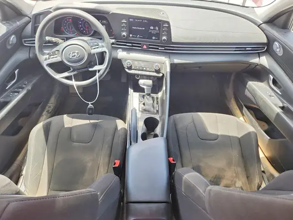 KMHLM4AG7PU606141 2023 HYUNDAI ELANTRA - Image 8
