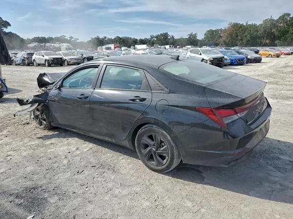 KMHLM4AG7PU607192 2023 HYUNDAI ELANTRA - Image 2