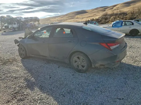 KMHLM4AG7PU610562 2023 HYUNDAI ELANTRA - Image 2