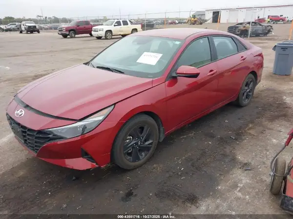 KMHLM4AG7PU619651 2023 HYUNDAI ELANTRA - Image 2