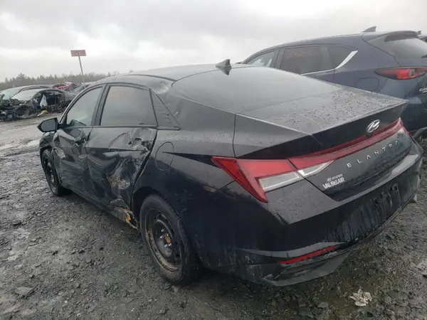 KMHLM4AG7PU620914 2023 HYUNDAI ELANTRA - Image 2
