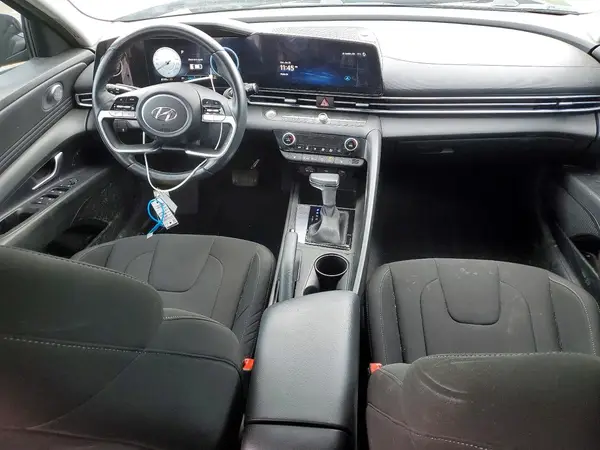 KMHLM4AG7PU621271 2023 HYUNDAI ELANTRA - Image 8