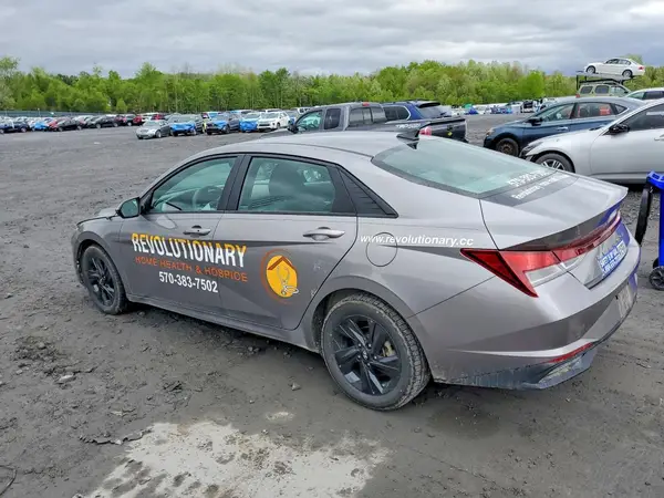 KMHLM4AG7PU629547 2023 HYUNDAI ELANTRA - Image 2