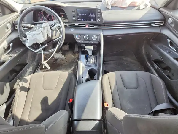KMHLM4AG8MU123589 2021 HYUNDAI ELANTRA - Image 8