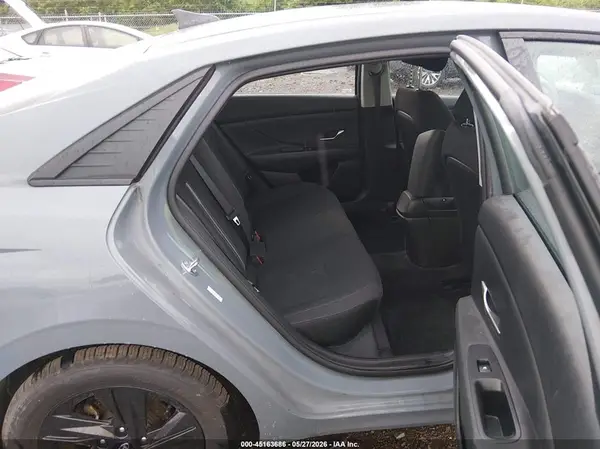 KMHLM4AG8MU148041 2021 HYUNDAI ELANTRA - Image 8