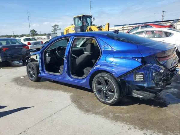 KMHLM4AG8MU149321 2021 HYUNDAI ELANTRA - Image 2