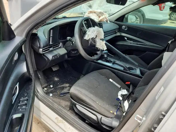 KMHLM4AG8MU153725 2021 HYUNDAI ELANTRA - Image 8