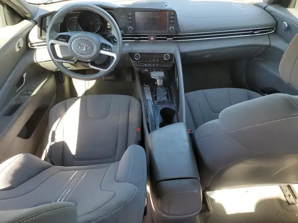 KMHLM4AG8MU157337 2021 HYUNDAI ELANTRA - Image 8