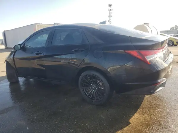 KMHLM4AG8MU160741 2021 HYUNDAI ELANTRA - Image 2