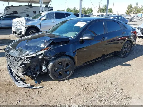 KMHLM4AG8MU200283 2021 HYUNDAI ELANTRA - Image 2