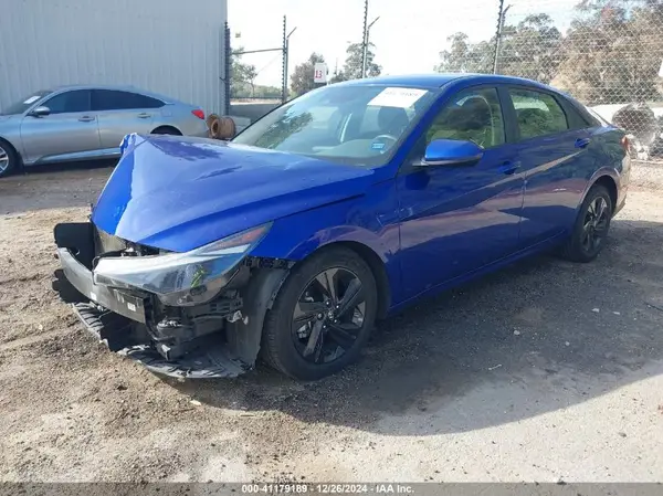 KMHLM4AG8MU209596 2021 HYUNDAI ELANTRA - Image 2