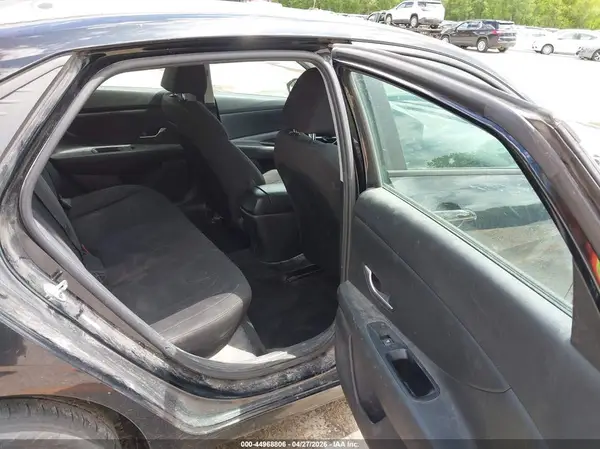 KMHLM4AG8MU212479 2021 HYUNDAI ELANTRA - Image 8