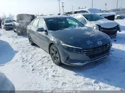 KMHLM4AG8NU215223 2022 HYUNDAI ELANTRA