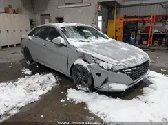 KMHLM4AG8NU243197 2022 HYUNDAI ELANTRA