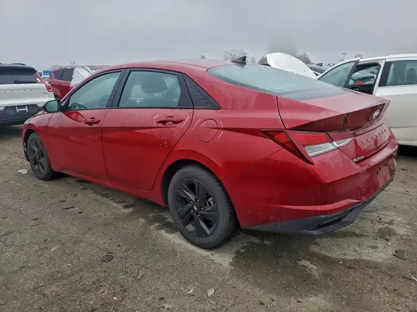 KMHLM4AG8NU245287 2022 HYUNDAI ELANTRA - Image 2