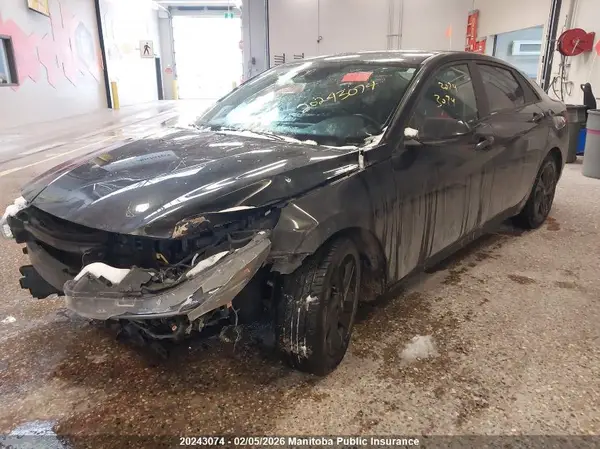 KMHLM4AG8NU261585 2022 HYUNDAI ELANTRA - Image 2