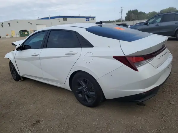 KMHLM4AG8NU284672 2022 HYUNDAI ELANTRA - Image 2