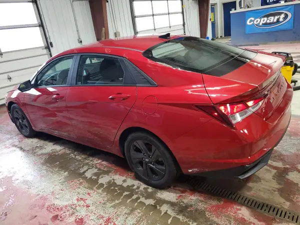 KMHLM4AG8NU289516 2022 HYUNDAI ELANTRA - Image 2