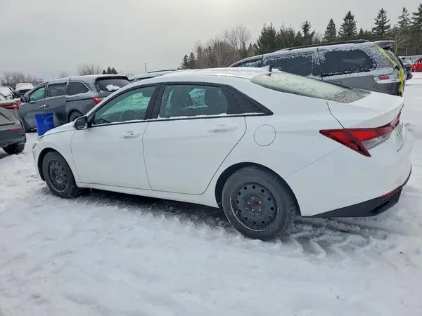 KMHLM4AG8NU310705 2022 HYUNDAI ELANTRA - Image 2