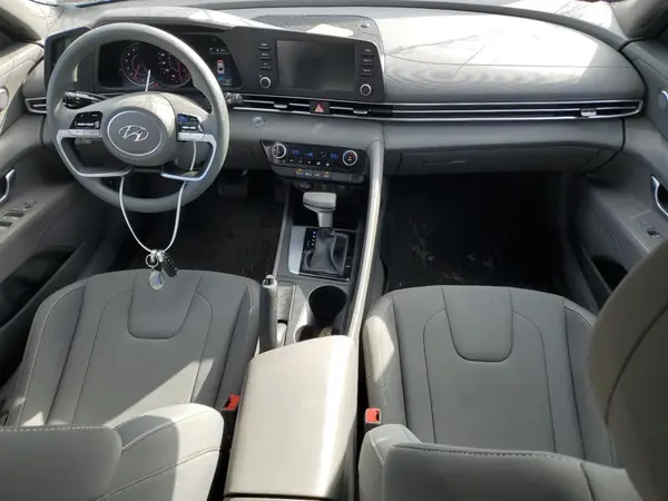 KMHLM4AG8NU312972 2022 HYUNDAI ELANTRA - Image 8
