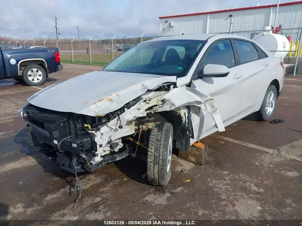 KMHLM4AG8NU315385 2022 HYUNDAI ELANTRA - Image 2