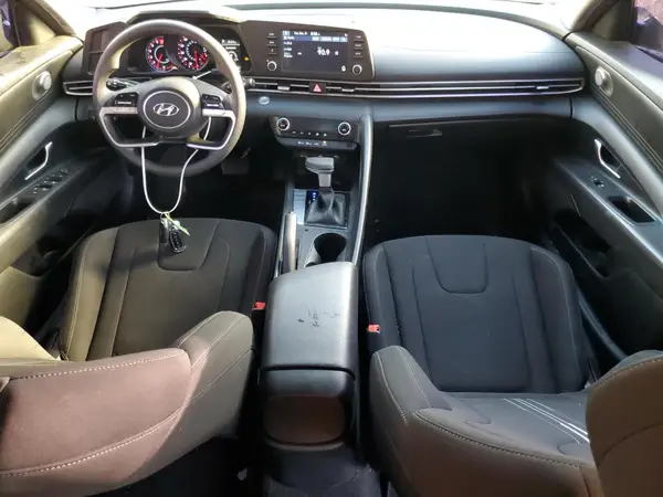 KMHLM4AG8NU316827 2022 HYUNDAI ELANTRA - Image 8
