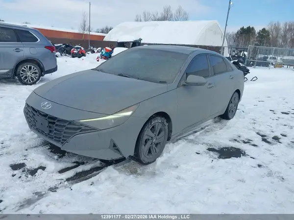 KMHLM4AG8NU334857 2022 HYUNDAI ELANTRA - Image 2