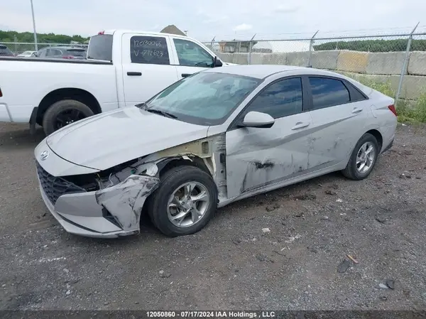 KMHLM4AG8NU337340 2022 HYUNDAI ELANTRA - Image 2