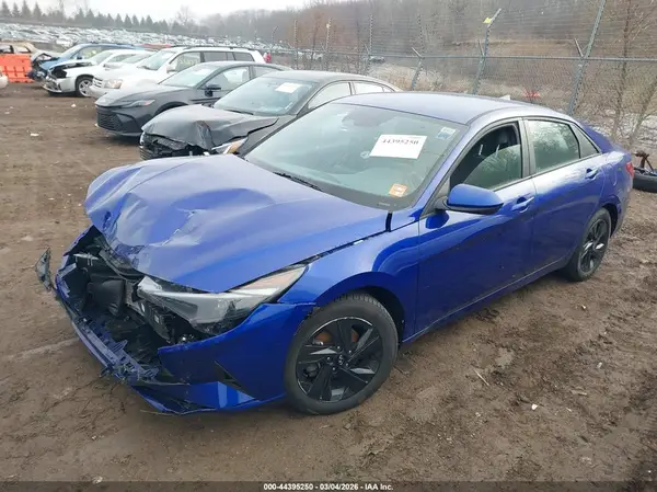 KMHLM4AG8NU343574 2022 HYUNDAI ELANTRA - Image 2