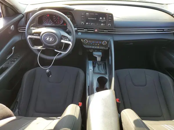 KMHLM4AG8NU345437 2022 HYUNDAI ELANTRA - Image 8
